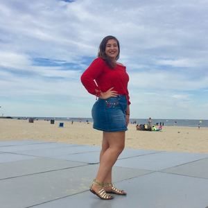 Meet your Posher, Ariella